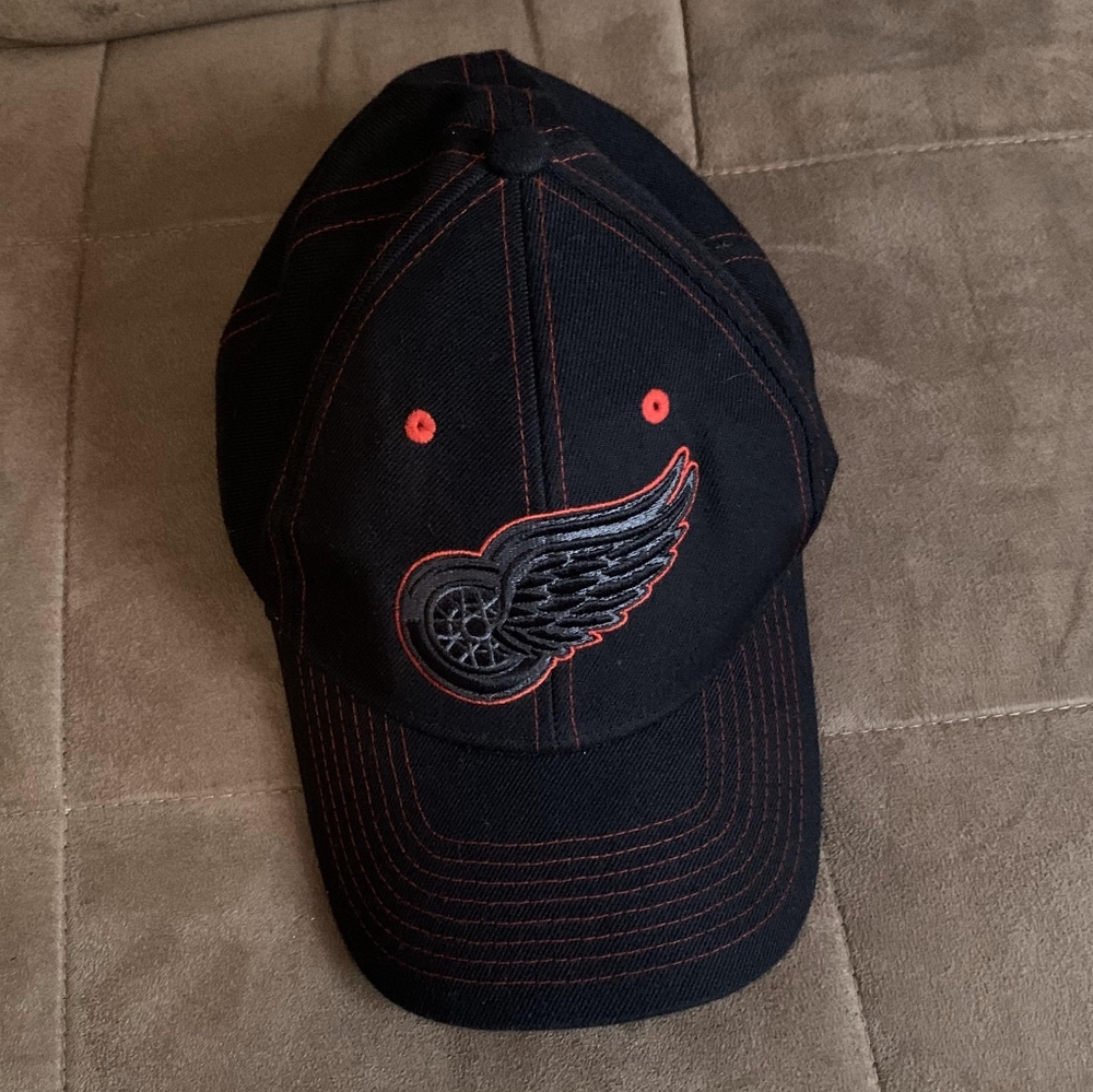 Detroit Redwings Zephyr Snapback Cap
